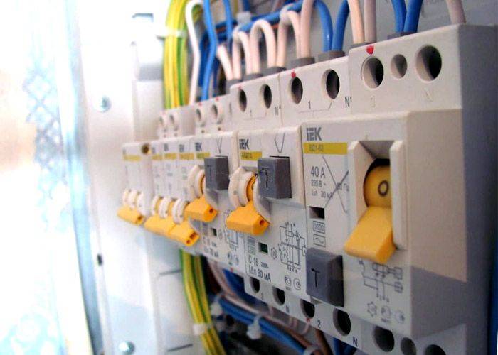 Comment choisir le bon RCD par puissance : types de RCD existants + subtilités de choix