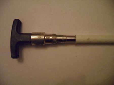 Raccordement de tuyaux en plastique à des tuyaux métalliques: une analyse des meilleures méthodes et des nuances d'installation