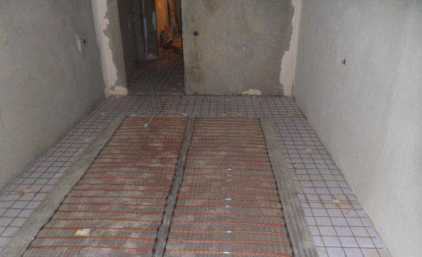 Plancher chauffant carbone infrarouge : principe de fonctionnement et règles de pose