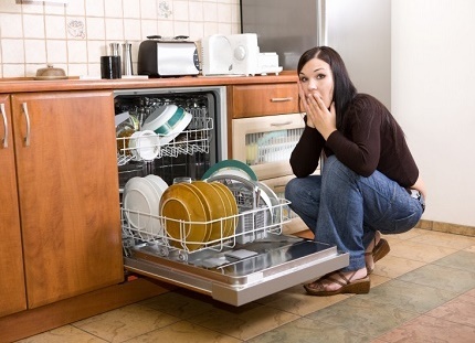 Les meilleurs nettoyants pour lave-vaisselle : un aperçu des options populaires, leur coût, leurs avantages et leurs inconvénients, comment déterminer quand il est temps de nettoyer le lave-vaisselle
