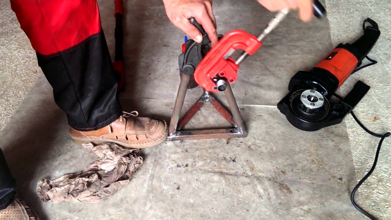 Comment couper un fil avec une matrice: types d'outils, principes de coupe