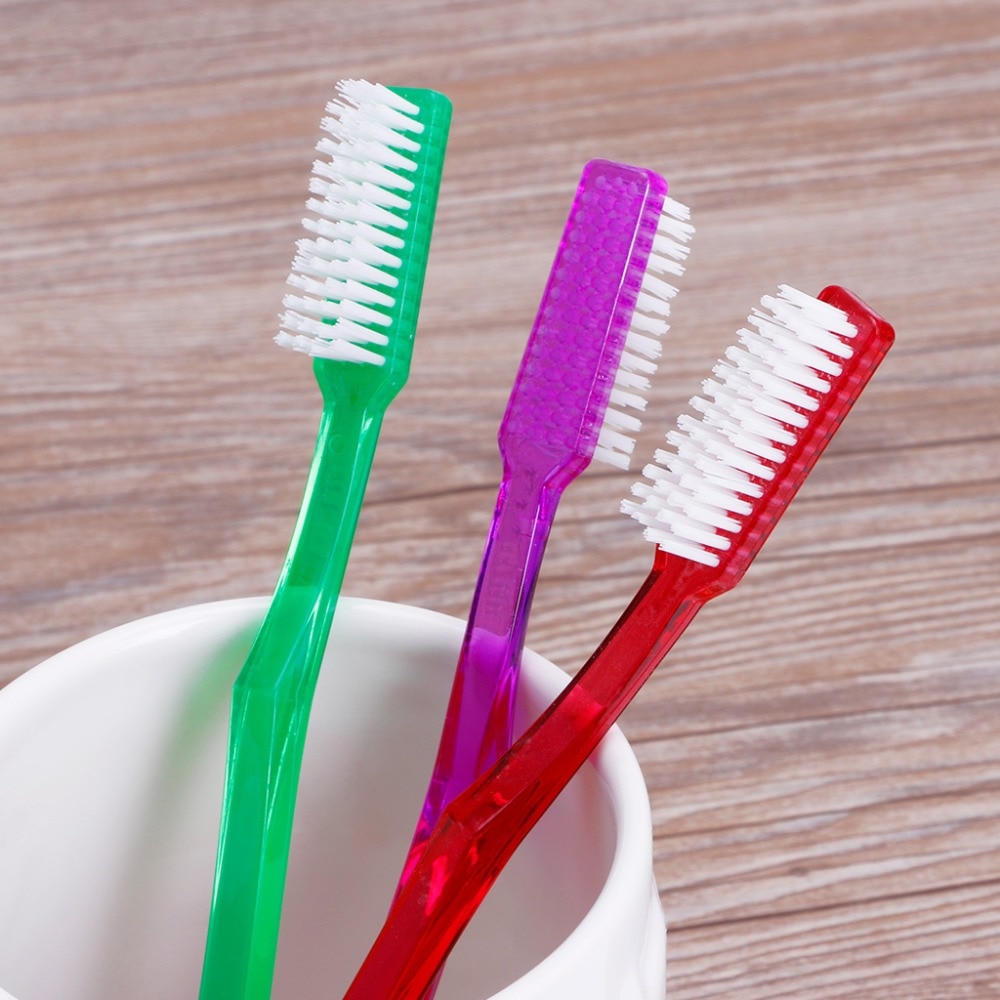 Brosse à dents pour prothèses dentaires: caractéristiques, types, modèles populaires et règles d'utilisation