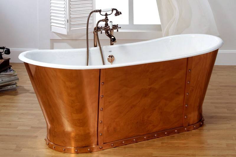 Comment et mieux laver le bain blanc: compositions industrielles et folkloriques efficaces + conseils précieux